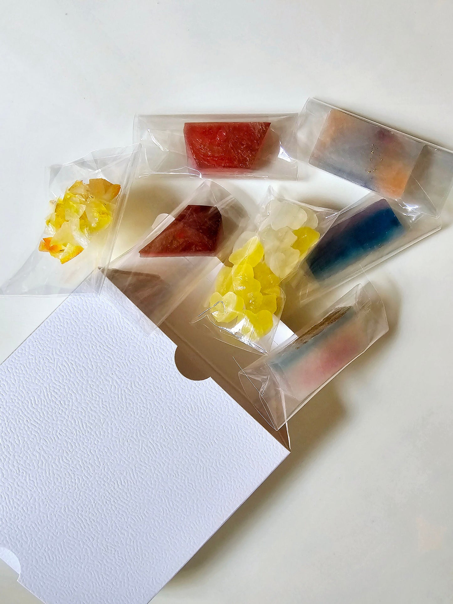 Sample Box (6-8 sample pcs)